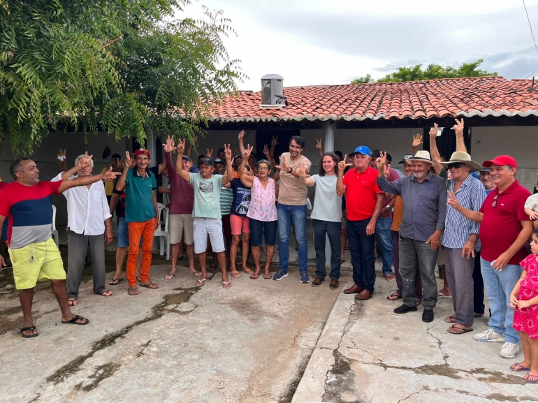 Em Sousa, Veneziano recebe apoio � reelei��o de ex-prefeito e grupo de vereadores e discute a��es para S�o Gon�alo e Per�metro Irrigado