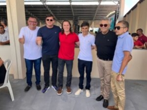 Veneziano passa o s�bado no Sert�o, faz reuni�o em Paulista e prestigia anivers�rio do ex-prefeito Pedro Caetano em Bom Sucesso