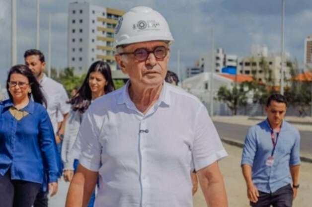 C�cero Lucena inspeciona canteiro de obras do Parque da Cidade em Jo�o Pessoa, que est� em fase de conclus�o da primeira etapa